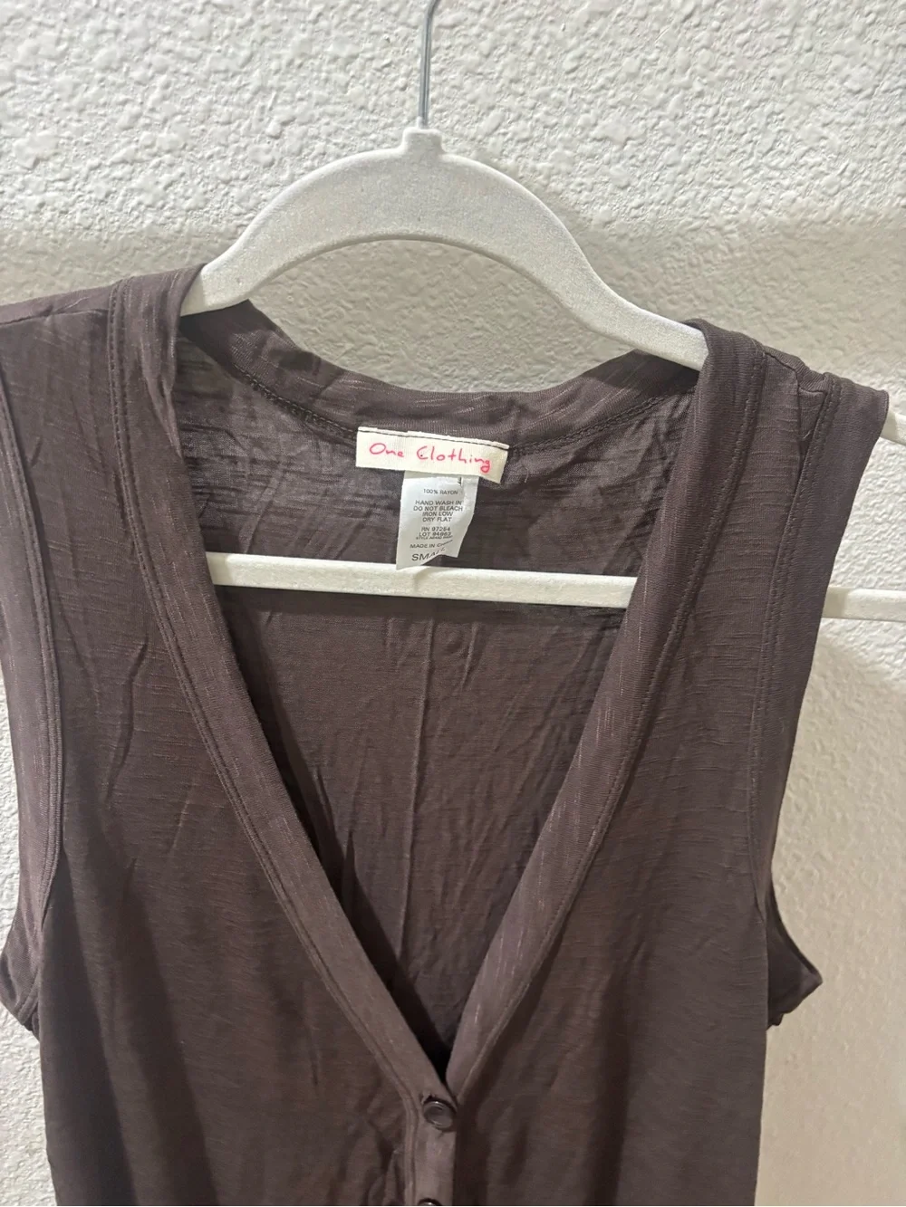 one clothing Sleeveless Button-Down Top in Dark Brown